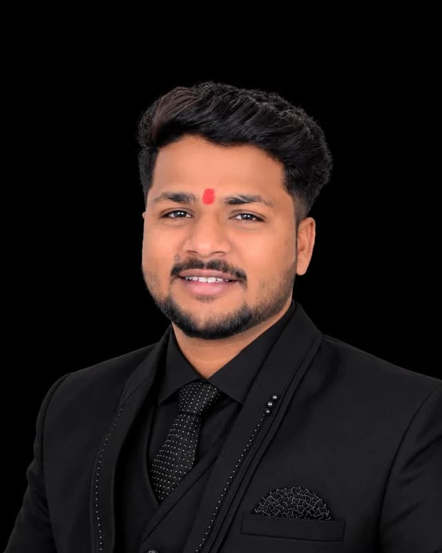 Saurabh Namdev, Founder & Business Coach